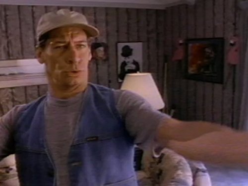 Jim Varney در صحنه سریال تلویزیونی Hey, Vern, It's Ernest!