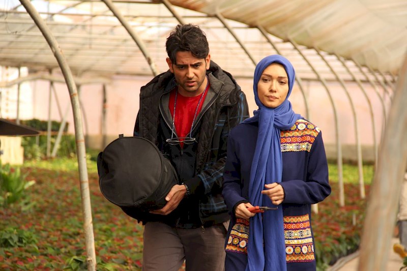 امیرحسین آرمان در صحنه سریال تلویزیونی مرز خوشبختی به همراه شهرزاد کمال‌زاده