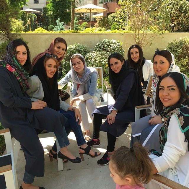 تصویری شخصی از بهاره افشاری، بازیگر و تهیه کننده سینما و تلویزیون