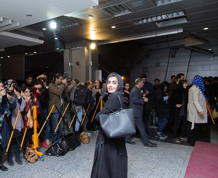 اکران افتتاحیه فیلم سینمایی آذر با حضور لیلا زارع