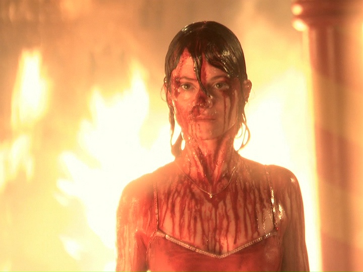 آنجلا بتیس در صحنه فیلم سینمایی Carrie
