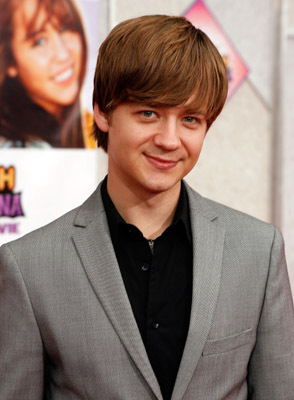 Jason Earles در صحنه فیلم سینمایی Hannah Montana: The Movie