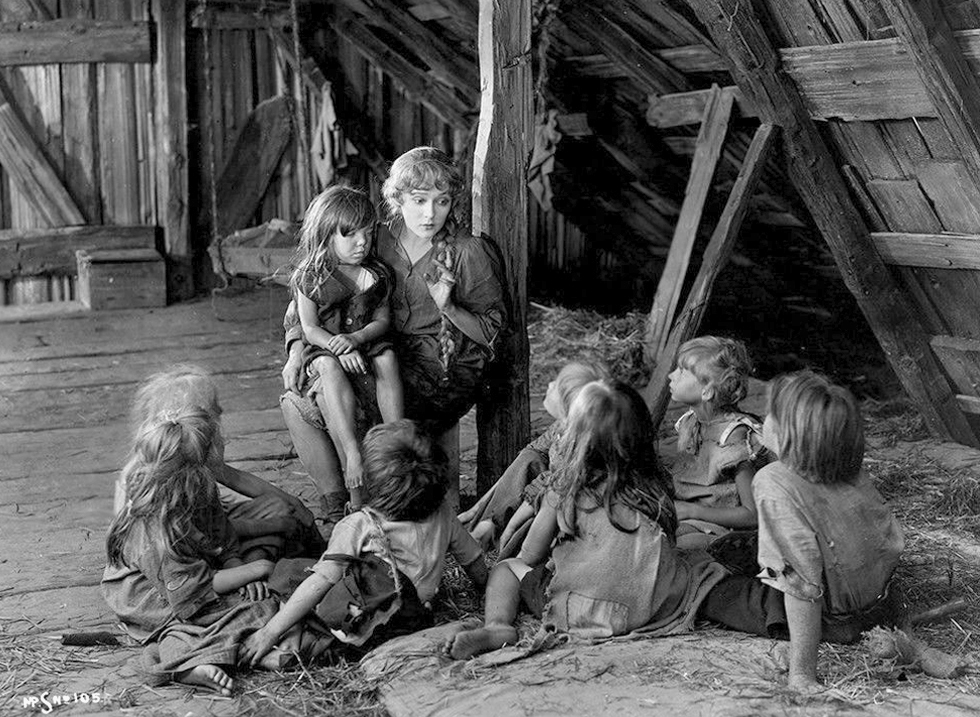  فیلم سینمایی Sparrows به کارگردانی William Beaudine و Tom McNamara