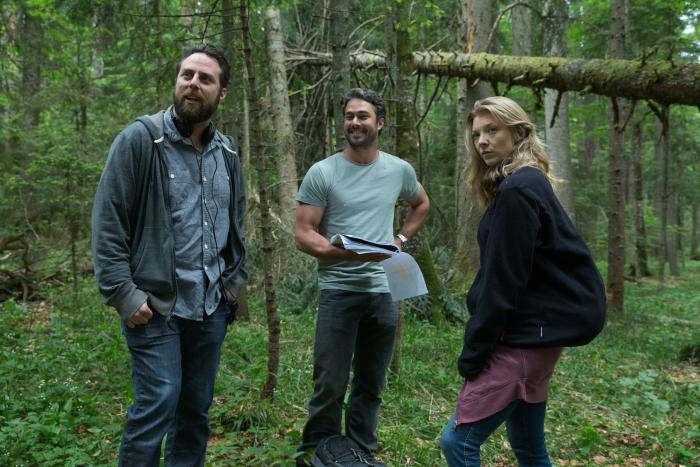 ناتالی دورمر در صحنه فیلم سینمایی جنگل به همراه Jason Zada و Taylor Kinney