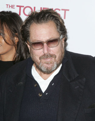  فیلم سینمایی جهانگرد با حضور Julian Schnabel