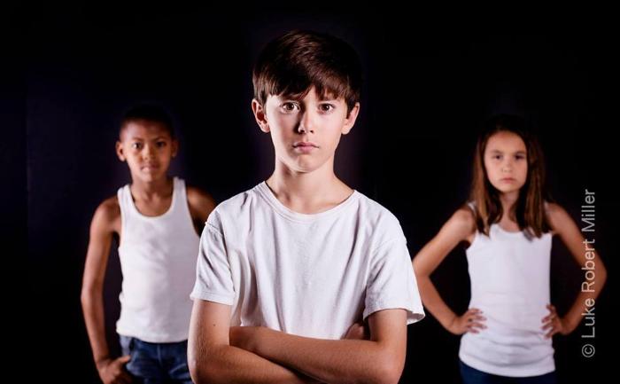  فیلم سینمایی 8 Days به کارگردانی 