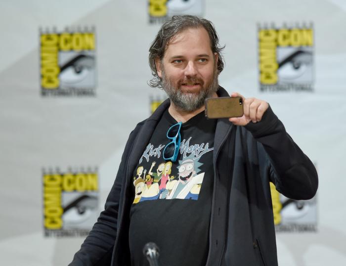 Dan Harmon در صحنه سریال تلویزیونی Community