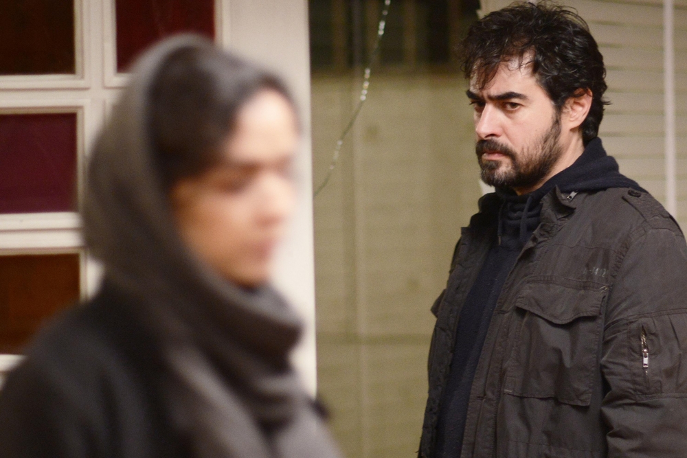 سید‌شهاب حسینی در صحنه فیلم سینمایی فروشنده به همراه ترانه علیدوستی