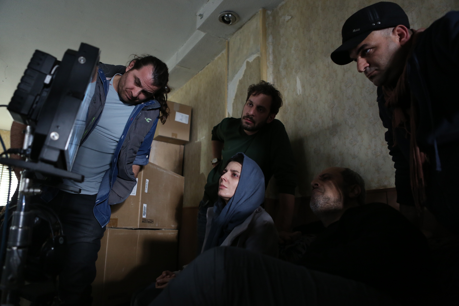 لیلا حاتمی در پشت صحنه فیلم سینمایی رگ خواب به همراه فرشاد محمدی