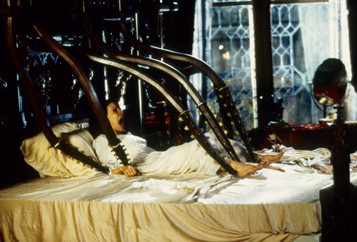 Lili Taylor در صحنه فیلم سینمایی تسخیر شده