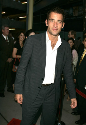  فیلم سینمایی قهرمان با حضور کلایو اوون