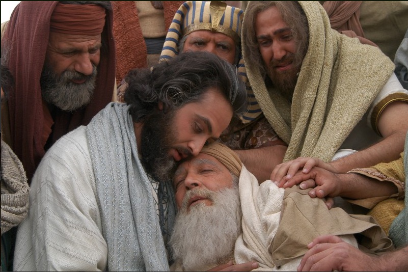 زهیر یاری در صحنه سریال تلویزیونی یوسف پیامبر به همراه محمود‌ پاک‌نیت و مصطفی زمانی