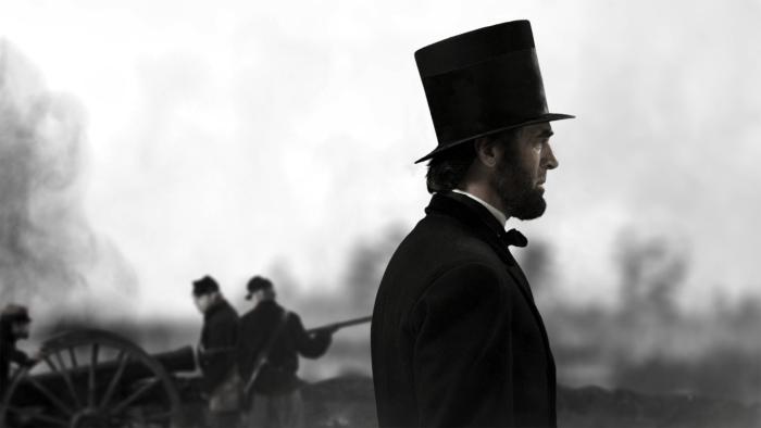 Tom Amandes در صحنه فیلم سینمایی Saving Lincoln