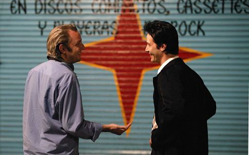 Francis Lawrence در صحنه فیلم سینمایی کنستانتین به همراه کیانو ریوز