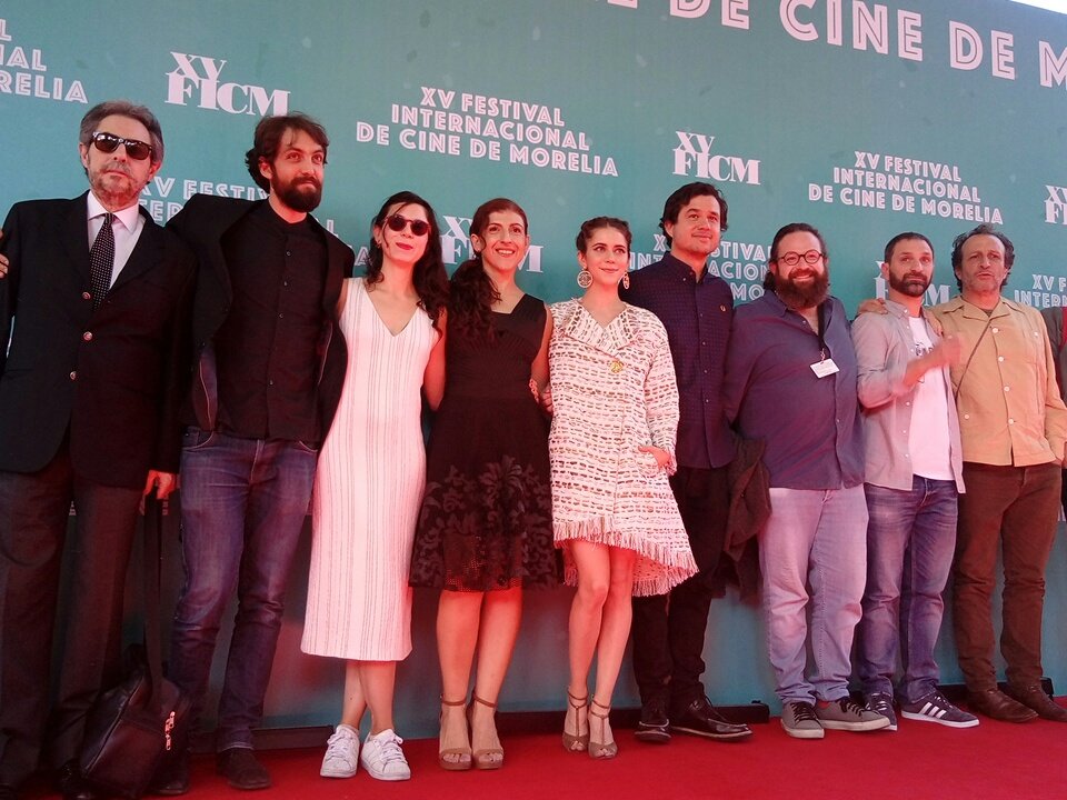 Karina Gidi در صحنه فیلم سینمایی Los adioses به همراه Tessa Ia، Pedro De Tavira، Natalia Beristáin و Daniel Giménez Cacho