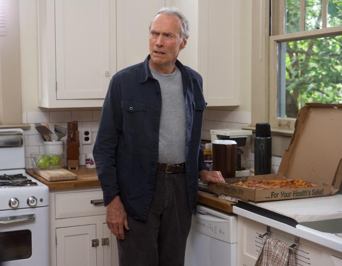  فیلم سینمایی مشکلی با منحنی (منحنی دردسر) با حضور کلینت ایستوود