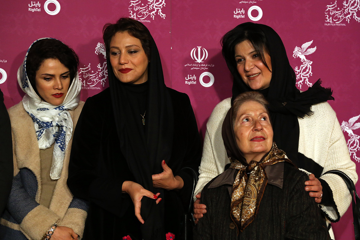 شبنم مقدمی در جشنواره فیلم سینمایی ابد و یک روز به همراه معصومه رحمانی، شیرین یزدان‌بخش و ریما رامین‌فر