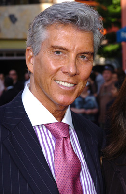 Michael Buffer در صحنه فیلم سینمایی فیلم مرد سیندرلایی