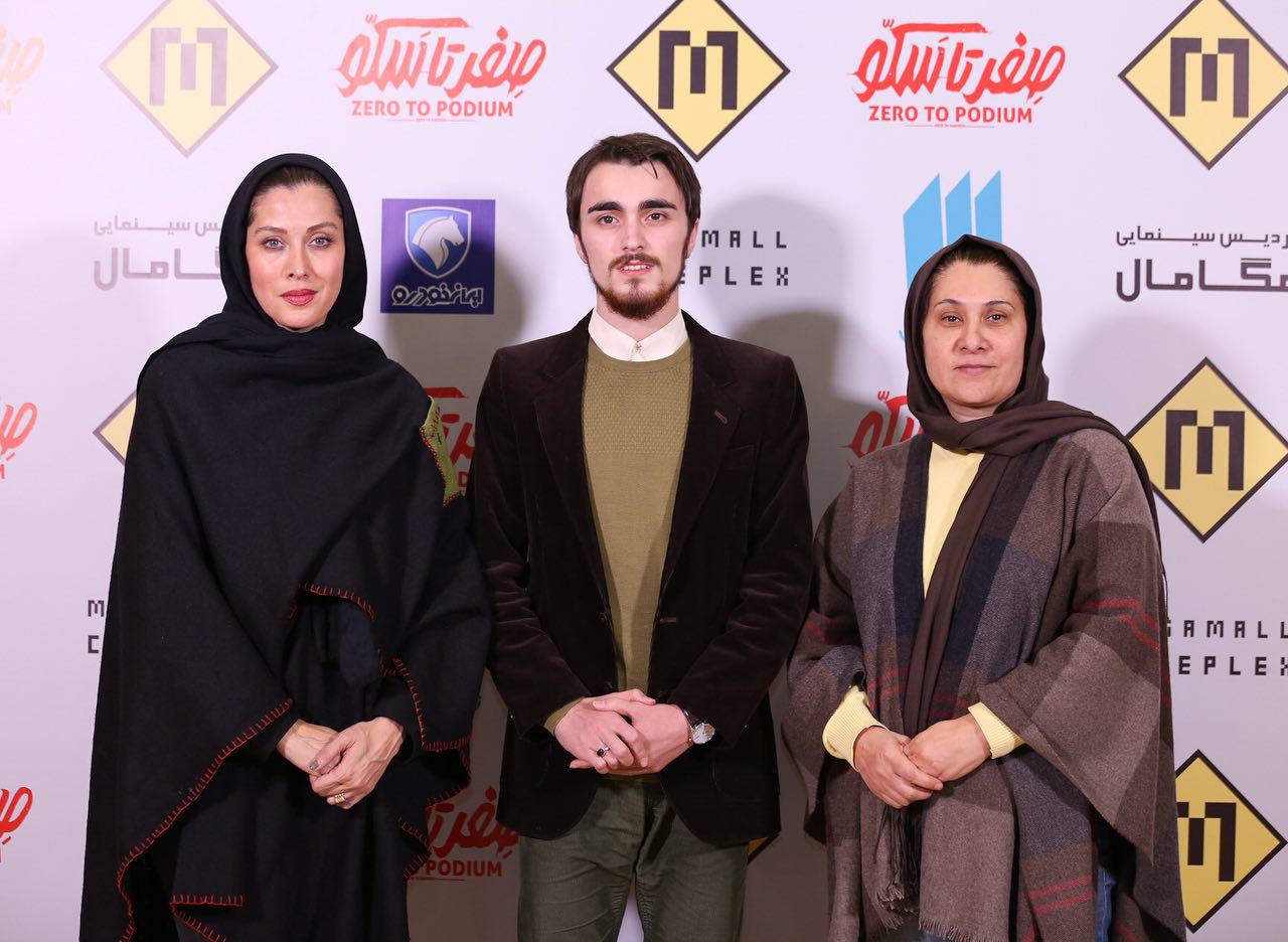 مهتاب کرامتی در اکران افتتاحیه فیلم سینمایی صفر تا سکو