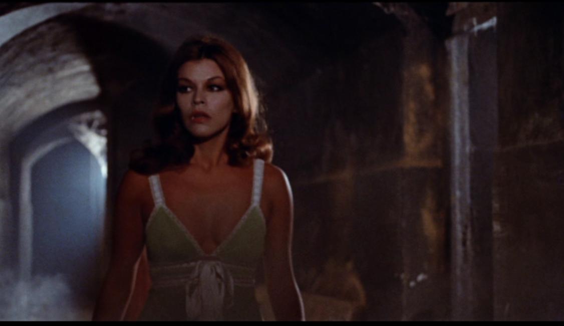  فیلم سینمایی Count Dracula's Great Love به کارگردانی Javier Aguirre