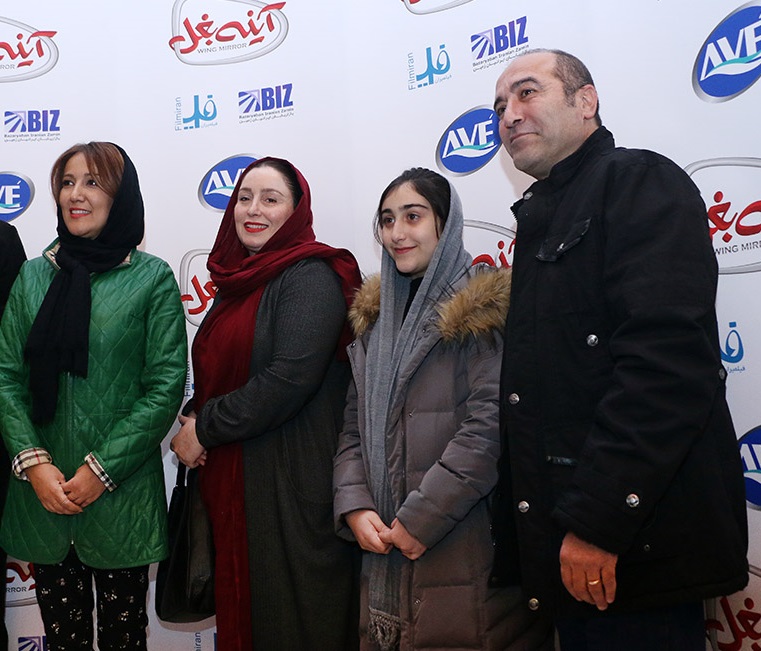 پانته‌آ بهرام در اکران افتتاحیه فیلم تلویزیونی آینه بغل به همراه ژاله صامتی