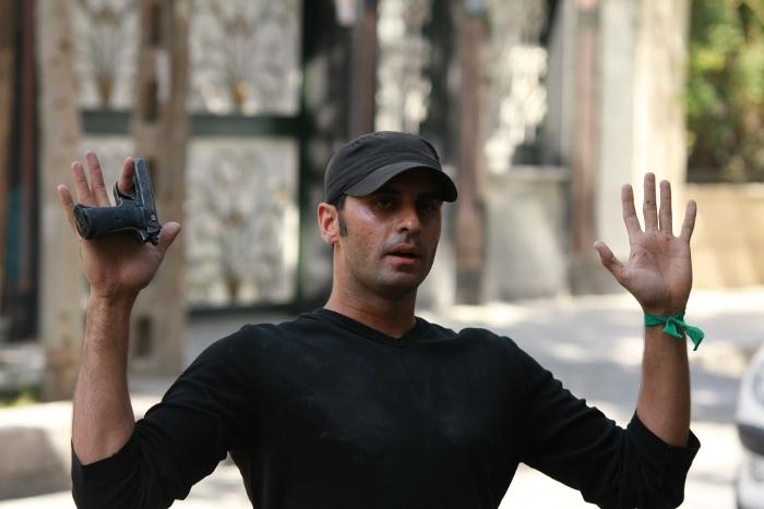  فیلم سینمایی قلاده های طلا به کارگردانی ابوالقاسم طالبی