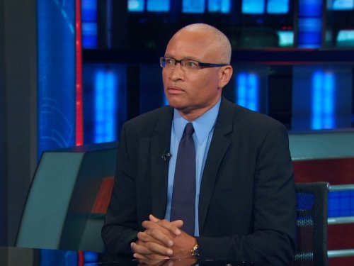 Larry Wilmore در صحنه سریال تلویزیونی شوی روزانه