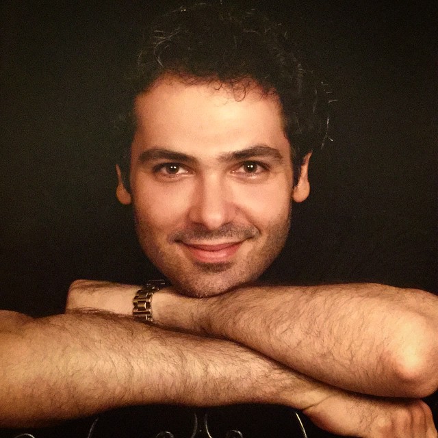 تصویری شخصی از کوروش تهامی، بازیگر سینما و تلویزیون