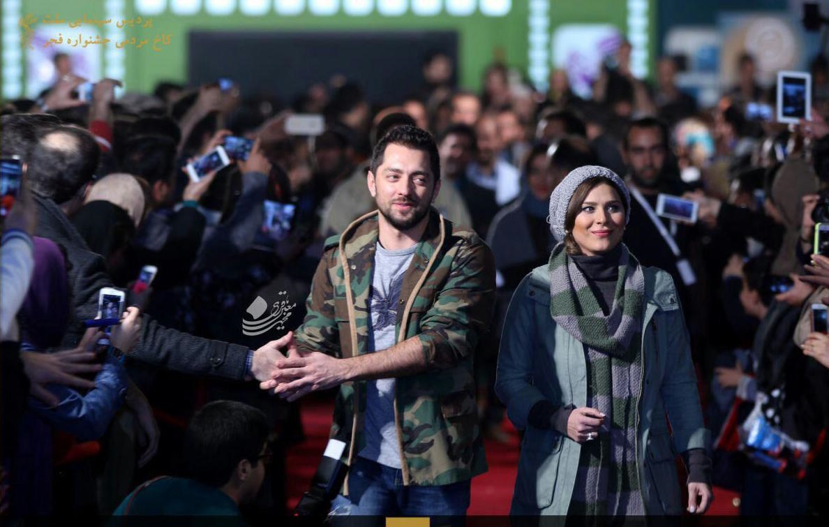 بهرام رادان در فرش قرمز فیلم سینمایی بارکد به همراه سحر دولتشاهی