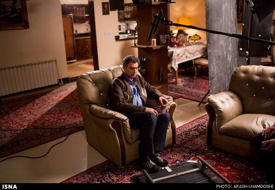 پشت صحنه سریال تلویزیونی پریا با حضور محمود‌ پاک‌نیت