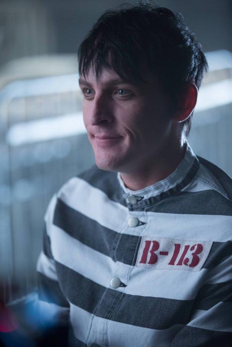 Robin Lord Taylor در صحنه سریال تلویزیونی گاتهام