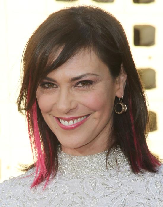 Michelle Forbes در صحنه سریال تلویزیونی اتاق خبر