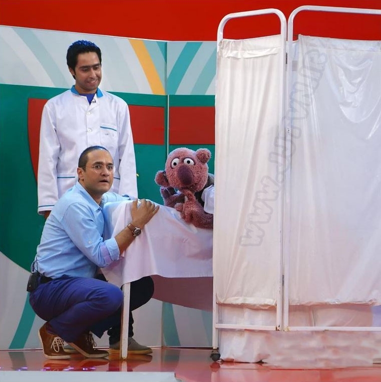  برنامه تلویزیونی خندوانه به کارگردانی رامبد جوان