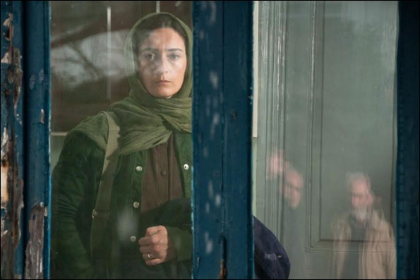 سهیلا گلستانی در صحنه فیلم سینمایی بوفالو