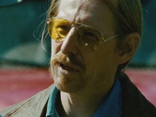 Lew Temple در صحنه فیلم سینمایی توقف ناپذیر