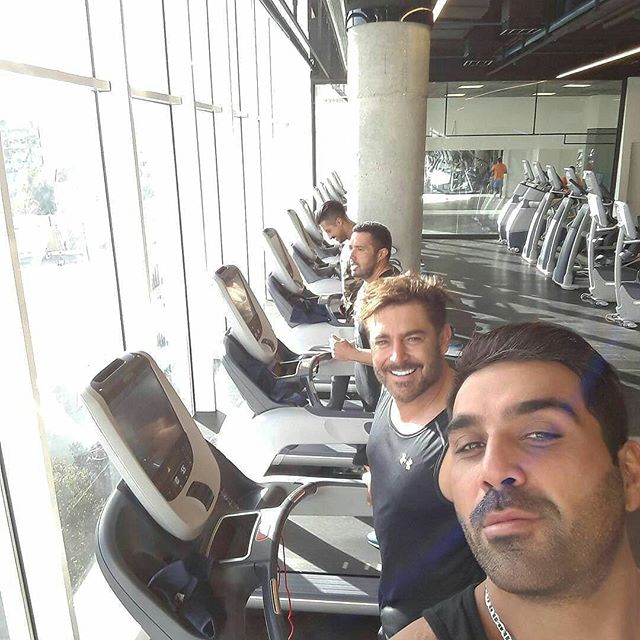 تصویری شخصی از محمدرضا گلزار، بازیگر و مجری سینما و تلویزیون