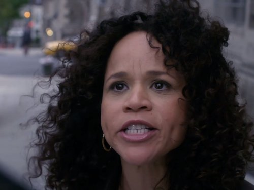 رزی پرز در صحنه سریال تلویزیونی قانون و نظم: واحد قربانیان ویژه