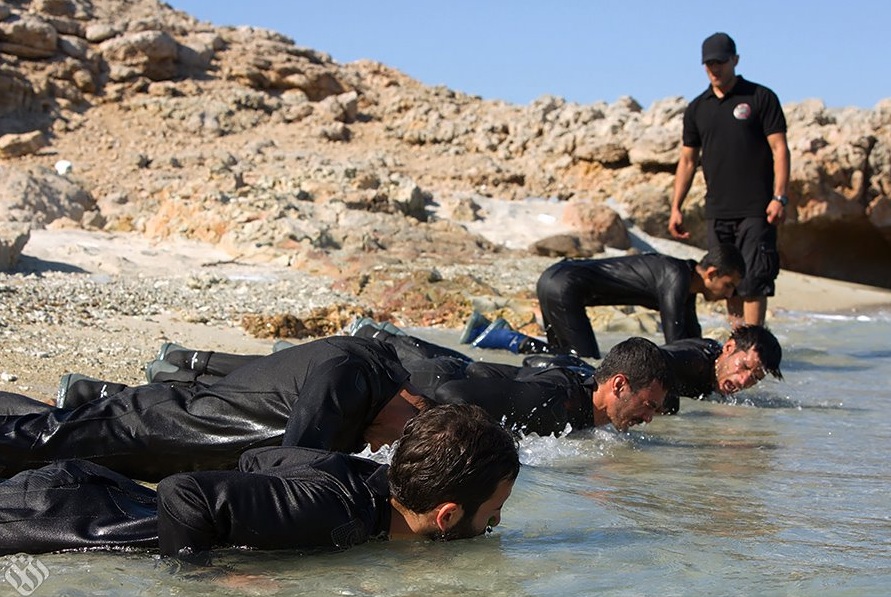  برنامه تلویزیونی فرمانده به کارگردانی حسام اسلامی و مهدی جبین‌شناس و مجید عزیزی