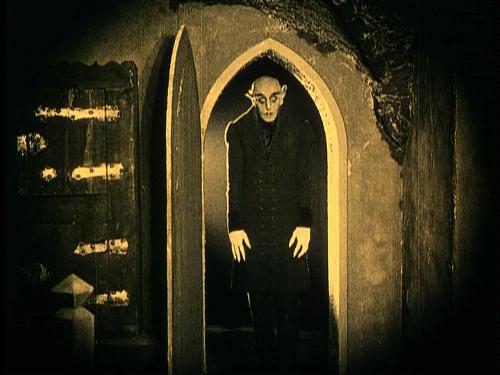 Max Schreck در صحنه فیلم سینمایی نوسفراتو