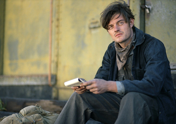 Sam Riley در صحنه فیلم سینمایی On the Road