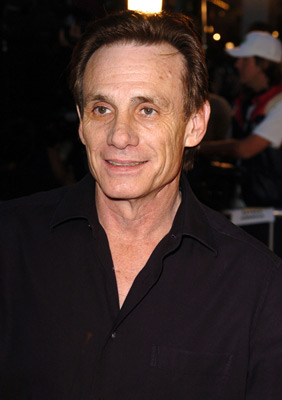 Steve Railsback در صحنه فیلم سینمایی صحرا