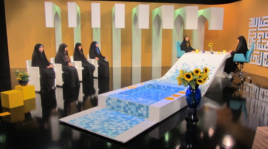  برنامه تلویزیونی قرار به کارگردانی ندارد