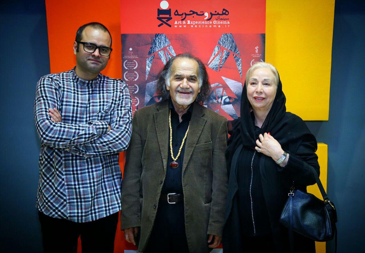 سیروس ابراهیم‌زاده در صحنه فیلم سینمایی کوپال به همراه کاظم ملایی
