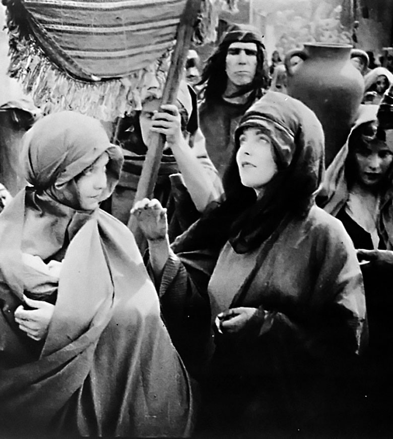  فیلم سینمایی Judith of Bethulia به کارگردانی D.W. Griffith