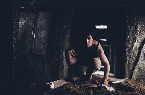  فیلم سینمایی بلوک 13 به کارگردانی Pierre Morel