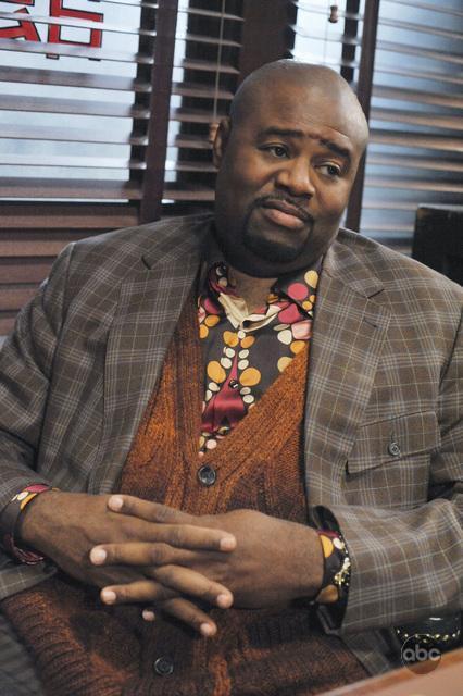 Chi McBride در صحنه سریال تلویزیونی Pushing Daisies