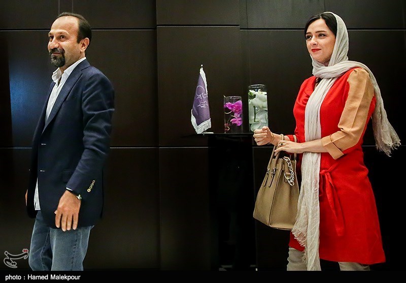 ترانه علیدوستی در نشست خبری فیلم سینمایی فروشنده به همراه اصغر فرهادی