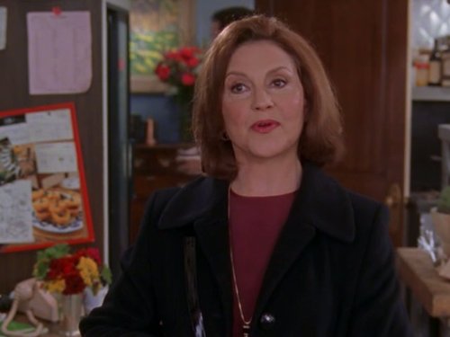 Kelly Bishop در صحنه سریال تلویزیونی Gilmore Girls