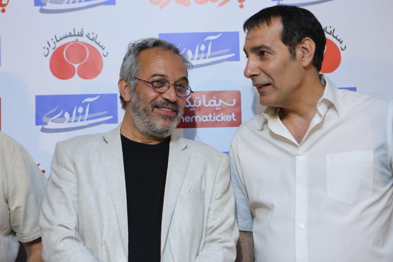 بهنام تشکر در اکران افتتاحیه فیلم سینمایی به وقت خماری به همراه محمدحسین لطیفی