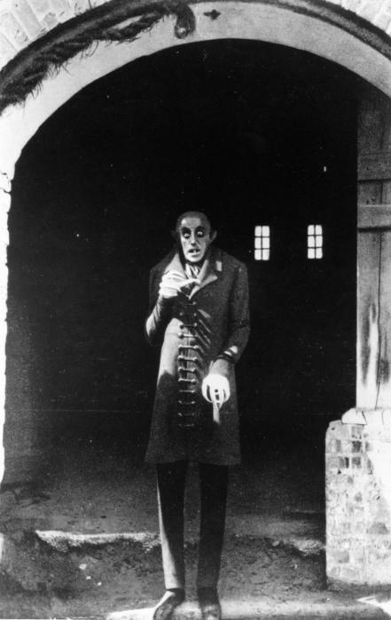 Max Schreck در صحنه فیلم سینمایی نوسفراتو